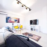 Ultracentral Relax Romana Center